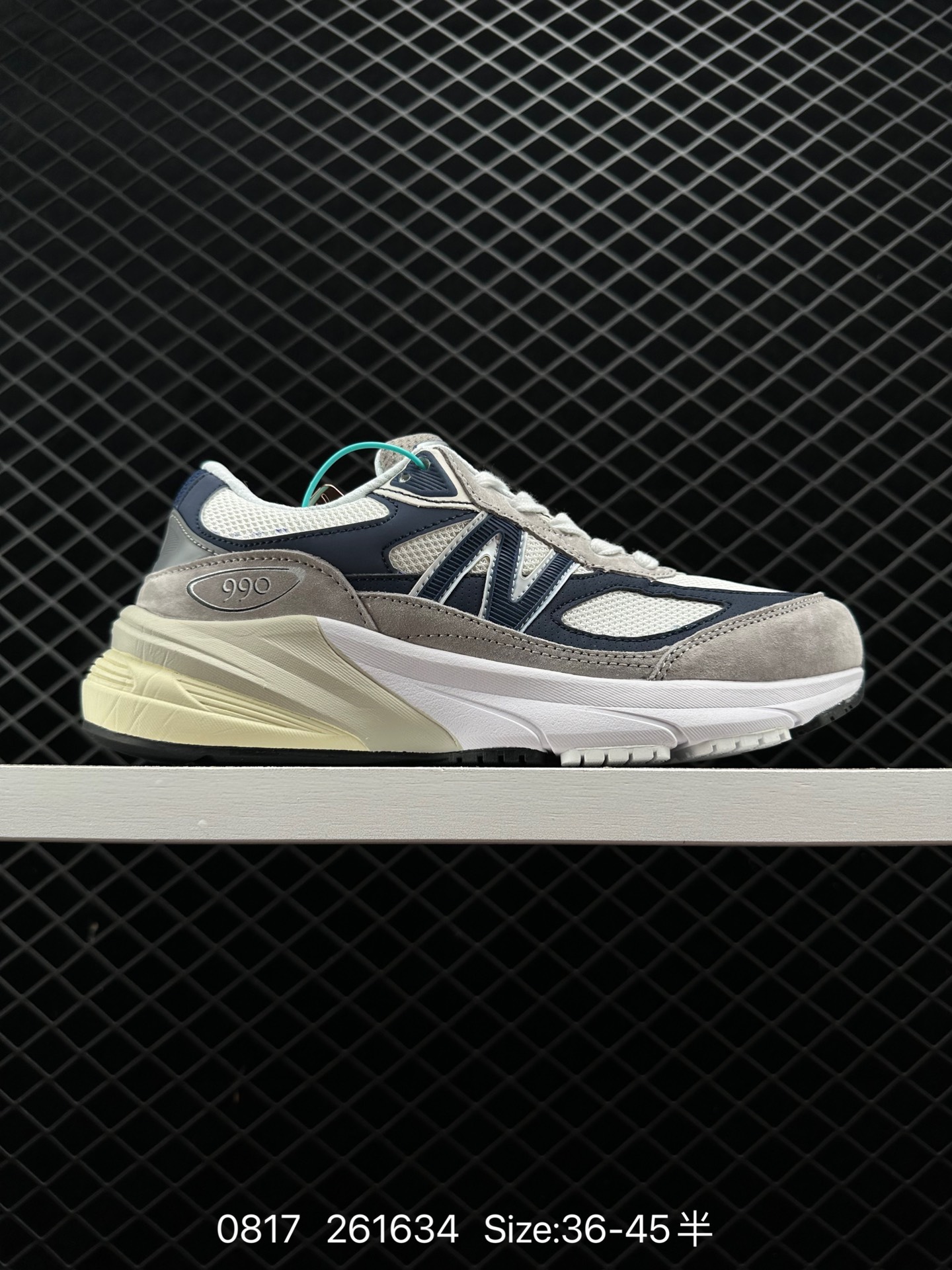 New Balance in USA M990V6